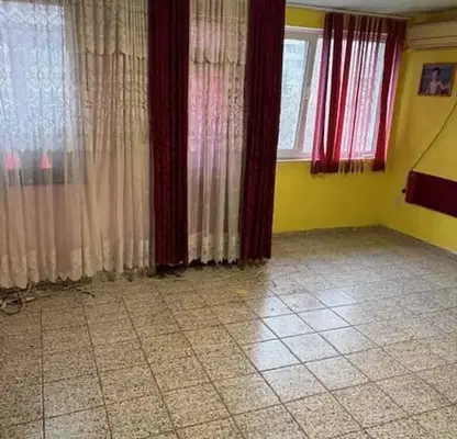 Снимка 4 — Тристаен апартамент в Бургас, Възраждане