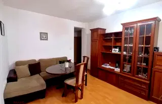 Тристаен апартамент в Бургас, Възраждане