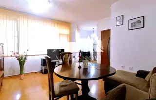 Тристаен апартамент в Бургас, Възраждане
