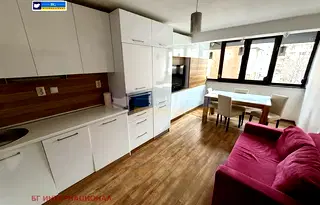 Тристаен апартамент в Бургас, Възраждане