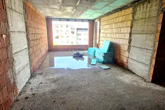 Тристаен апартамент в Кърджали, Възрожденци