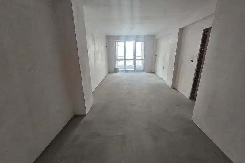 3-bedroom apartment in Kyrdjali, Vyzrojdenci