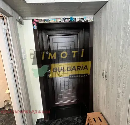 Снимка 5 — Тристаен апартамент в Кърджали, Възрожденци