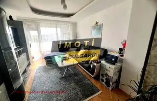 Тристаен апартамент в Кърджали, Възрожденци