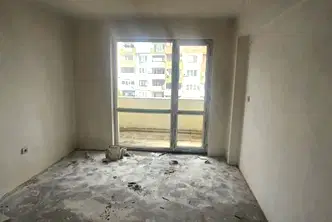 Тристаен апартамент в Кърджали, Възрожденци