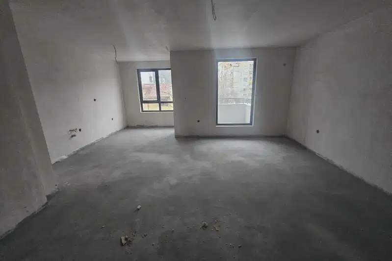 3-bedroom apartment in Kyrdjali, Vyzrojdenci