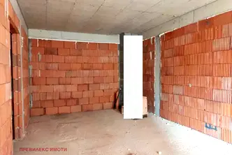 Тристаен апартамент в Пловдив, Южен