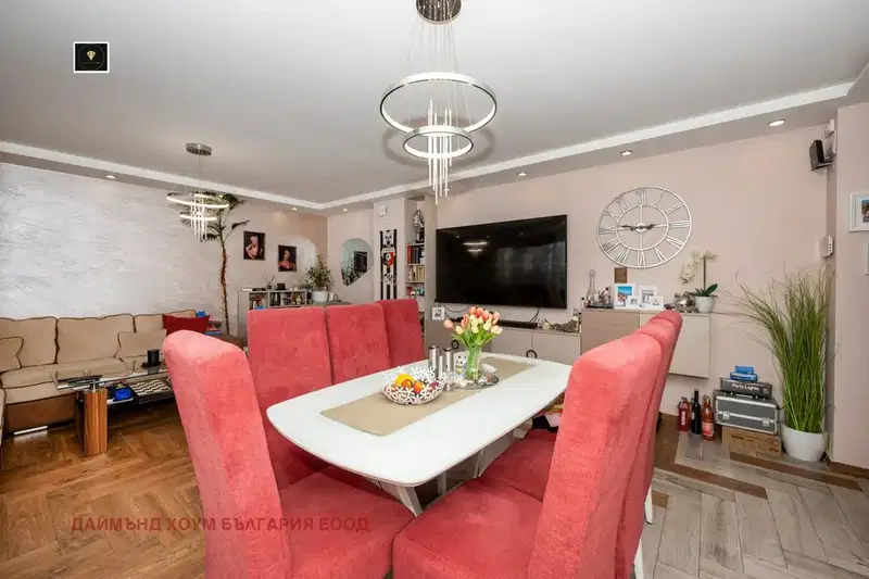 3-bedroom apartment in Plovdiv, Yujen