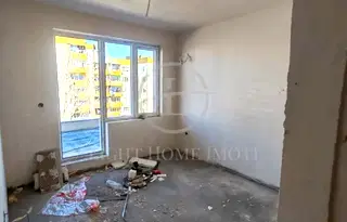 Тристаен апартамент в Пловдив, Южен