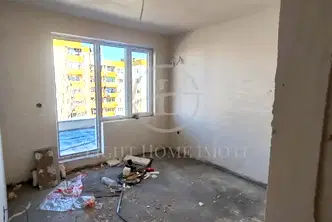 Тристаен апартамент в Пловдив, Южен