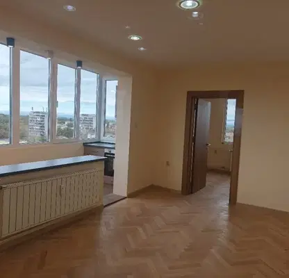 Photo 2 — 3-bedroom apartment in Plovdiv, Zaharna Fabrika
