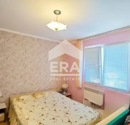 Снимка 5 — Тристаен апартамент в Търговище, Запад 3