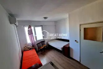 Тристаен апартамент в Търговище, Запад 3