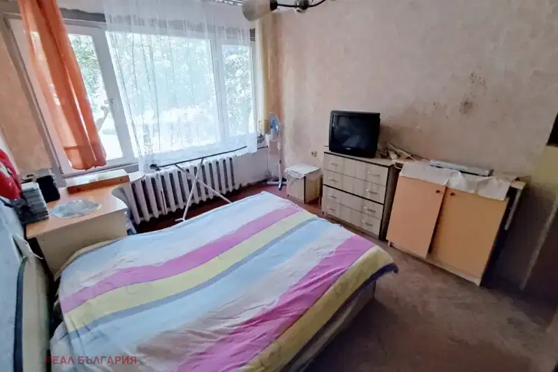 Тристаен апартамент в Русе, Здравец