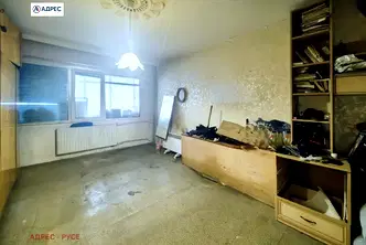 Тристаен апартамент в Русе, Здравец Изток