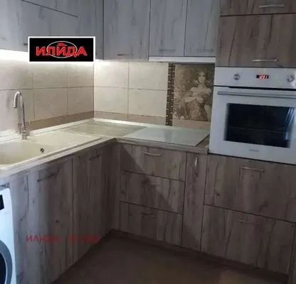 Photo 5 — 3-bedroom apartment in Ruse, Zdravec Iztok