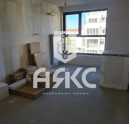Снимка 2 — Тристаен апартамент в София, Зона Б-5
