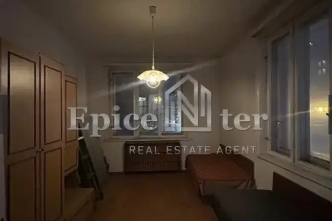 3-bedroom apartment in Sofiya, Zona B-5