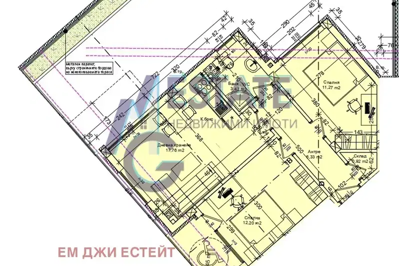 Тристаен апартамент в Бургас, Зорница