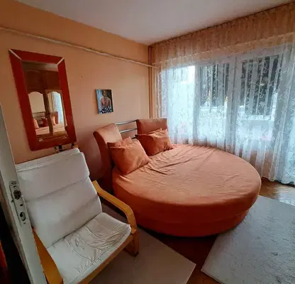 Снимка 4 — Тристаен апартамент в Бургас, Зорница