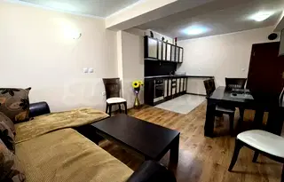 Тристаен апартамент в Благоевград, Банско