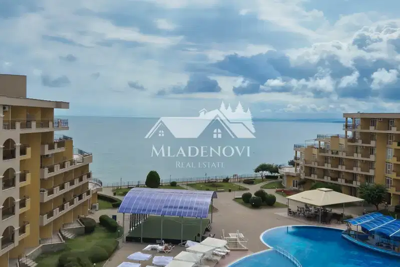 3-bedroom apartment in Oblast Burgas, Aheloi