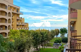 Тристаен апартамент в Бургас, Ахелой