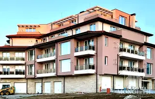 Тристаен апартамент в Бургас, Ахтопол