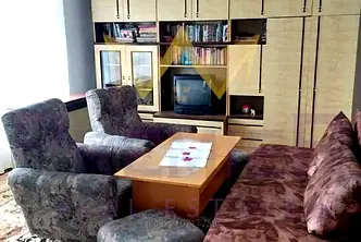 Тристаен апартамент в Бургас, Айтос