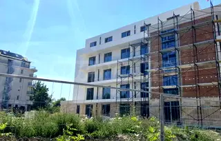 Тристаен апартамент в Бургас, Царево