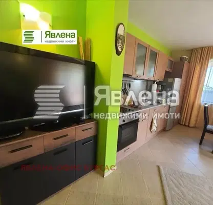 Снимка 4 — Тристаен апартамент в Бургас, Царево