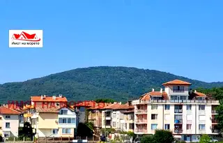 Тристаен апартамент в Бургас, Царево