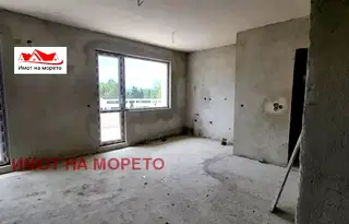Тристаен апартамент в Бургас, Царево