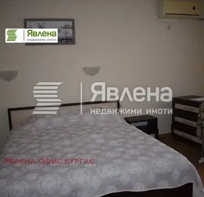 Снимка 2 — Тристаен апартамент в Бургас, Царево