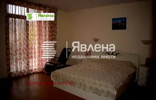 Тристаен апартамент в Бургас, Царево