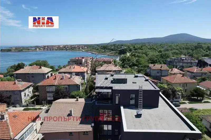 Тристаен апартамент в Бургас, Царево