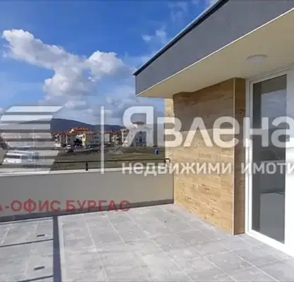 Снимка 2 — Тристаен апартамент в Бургас, Царево
