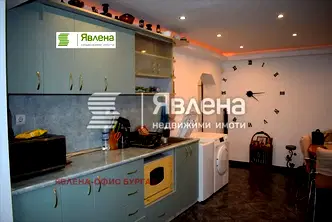 Тристаен апартамент в Бургас, Царево