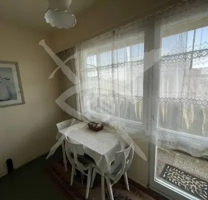 Photo 4 — 3-bedroom apartment in Oblast Burgas, Karnobat