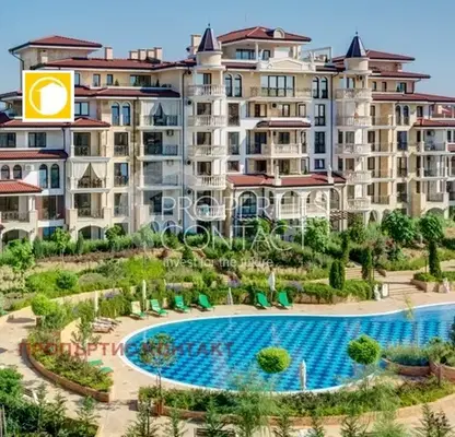 Снимка 2 — Тристаен апартамент в Бургас, Несебър