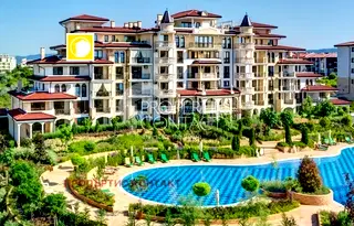 Тристаен апартамент в Бургас, Несебър