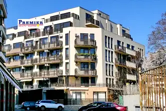 Тристаен апартамент в Бургас, Несебър