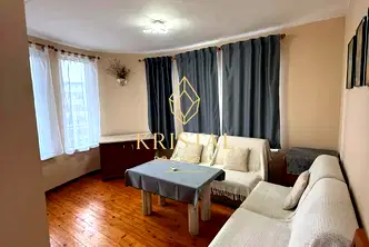 Тристаен апартамент в Бургас, Несебър