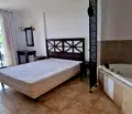 Снимка 5 — Тристаен апартамент в Бургас, Обзор