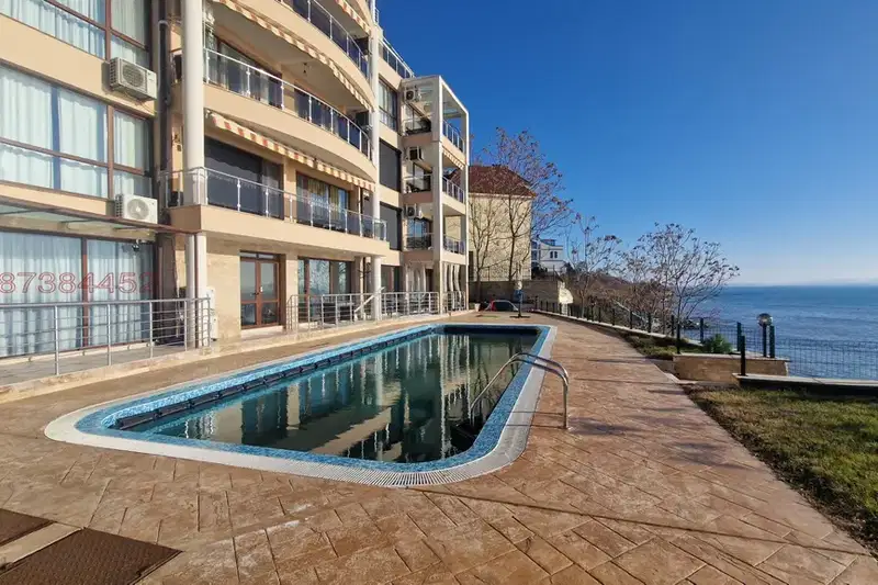 3-bedroom apartment in Oblast Burgas, Pomorie