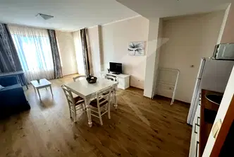 Тристаен апартамент в Бургас, Поморие