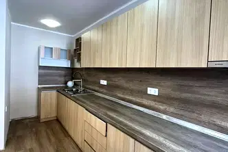 Тристаен апартамент в Бургас, Поморие