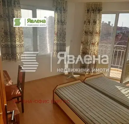 Снимка 2 — Тристаен апартамент в Бургас, Поморие