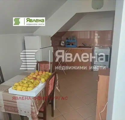 Снимка 3 — Тристаен апартамент в Бургас, Поморие