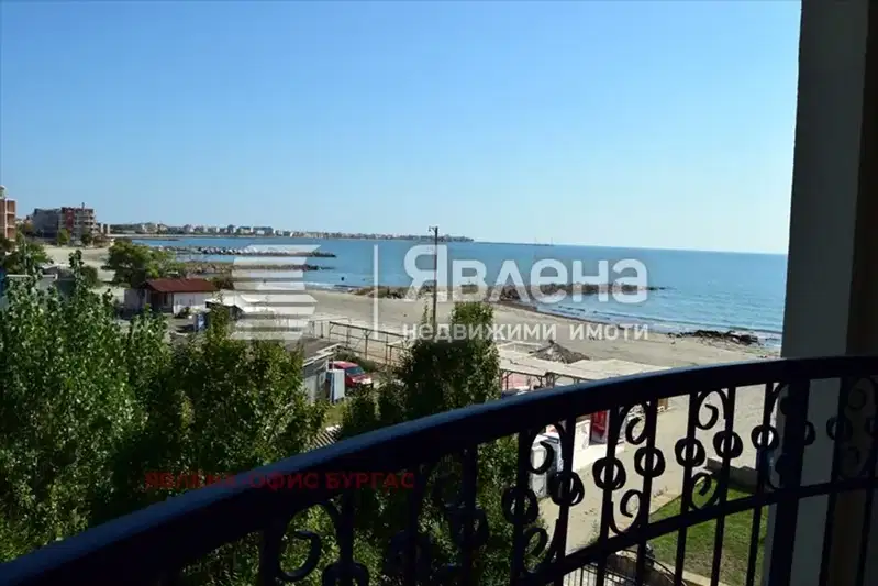 3-bedroom apartment in Oblast Burgas, Pomorie